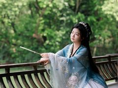 -汉仪华裳汉服旗袍·摄影写真馆(乌镇西栅店)