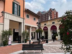 -佛罗伦萨小镇广佛名品奥特莱斯(疏港路店)