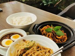-蝴蝶汇音乐酒馆(罗湖店)
