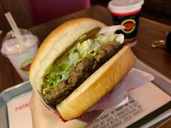 -FATBURGER 特富客汉堡(外交公寓店)