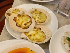 芝士焗扇贝-芭菲盛宴·环球美食(解放碑英利国际店)