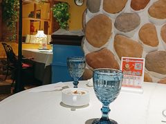 靠窗位-俄士厨房(印象汇店)