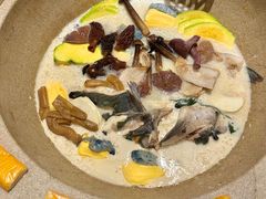 -滇小鱼·云南野生菌火锅(上杭路店)