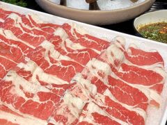 -鲜入唯煮·港式海鲜牛肉火锅(金宝街店)