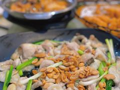 果仁炒生鱼片-禄源公·老莞诚饭店