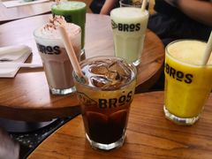 -Moka Bros 摩卡站(嘉华店)