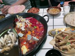 -扎起市井老火锅(乐山总店)