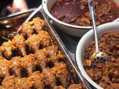 -爆炸头阿姨小四川正宗川味小吃(无任何分店)