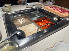 -海底捞火锅鲜切牛肉主题店(长寿路店)