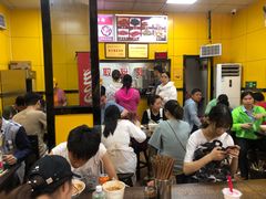 等位区-阿生哥螺蛳粉(永安街店)