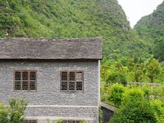 -高荡千年布依古寨旅游景区