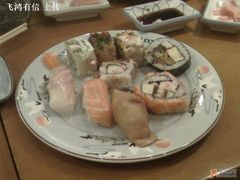 自助餐：加吉鱼、三文鱼及其他寿司-松子料理(白家庄店)