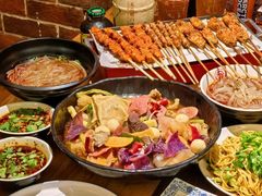 -万记麻辣烫国展总店