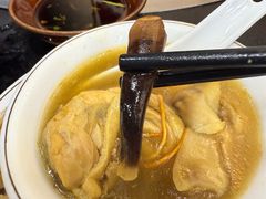 -阿山卓·野生菌火锅·纳西火塘烤肉