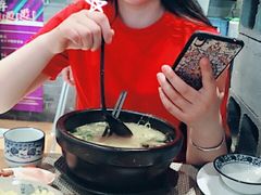 过桥米线-滇越乘象云南餐厅(次渠店)