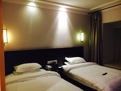 -苏体天云湖运动度假村