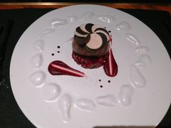 牛里脊肉配甜菜根-AZUL by FUEL蓝色·法式酒馆(琶醍店)