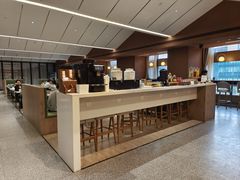 -上海虹桥中心爱琴海亚朵S酒店