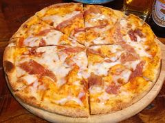 -蓝壁虎咖啡酒馆