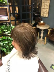 -影博莎美容美发形象设计中心