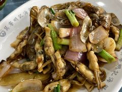姜葱炒圣子-明记海鲜大排档(巽寮湾店)