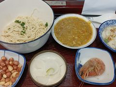 -百年老字号·观振兴蟹黄面·三虾面·苏式面(观前街富仁坊巷店)