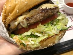 -The Habit Burger Grill 哈比特汉堡(爱琴海店)