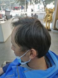 -诗悦发型烫染SALON