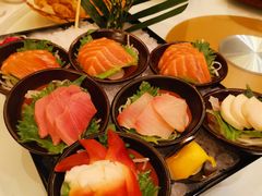 -万龙洲海鲜(大兴绿地缤纷城店)