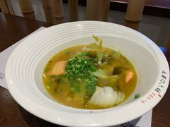 酸菜口味冒菜-成都你六姐·牛肉冒菜(城市集市合生汇店)