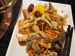 -得意咚瓜·顺德鱼生·冬瓜火锅(深圳首店)