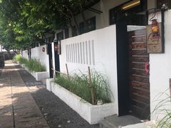 -喜洲吧·江畔老船厂·庭院餐厅(喜临院店)