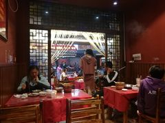 大堂-谢老五跷脚牛肉·非遗传承店