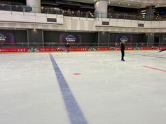 -冰纷万象滑冰场(二七万象城店)