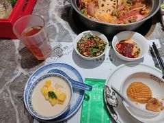 -禄婶鸡煲·打边炉