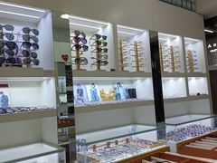 -广州宝岛眼镜武汉和光眼镜市场西区店