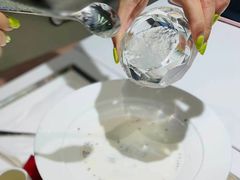 -燕庭·纯燕窝·甜品下午茶(南京西路店)