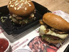 -The Habit Burger Grill 哈比特汉堡(爱琴海店)