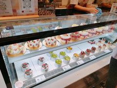 -花花卷卷·鲜食蛋糕(静安久光百货店)