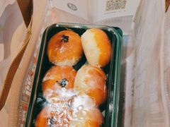 蛋黄酥（玫瑰豆沙）-泸溪河桃酥(西直门凯德店)