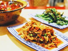 鱼香肉丝-川府酒家