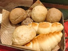 -塔道斯西餐厅(中央大街店)