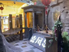 -暴风岛沉浸式体验馆(百联世纪店)