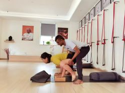 -成都阿难陀艾扬格瑜伽中心