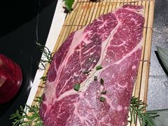 -山川小町·极番烧肉(新地假日广场店)