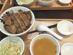 -熊吞·大碗丼烧肉饭(济宁万达广场店)