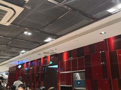 等位区-海底捞火锅(武胜路凯德广场店)