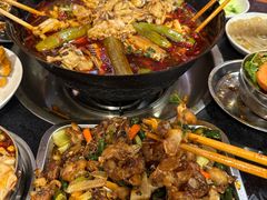 -鸿顺老铁锅美蛙鱼府(解放碑店)