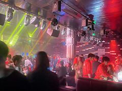 -TT CLUB 酒吧