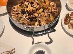 -七欣天香辣蟹火锅(闵行浦江欢乐颂店)